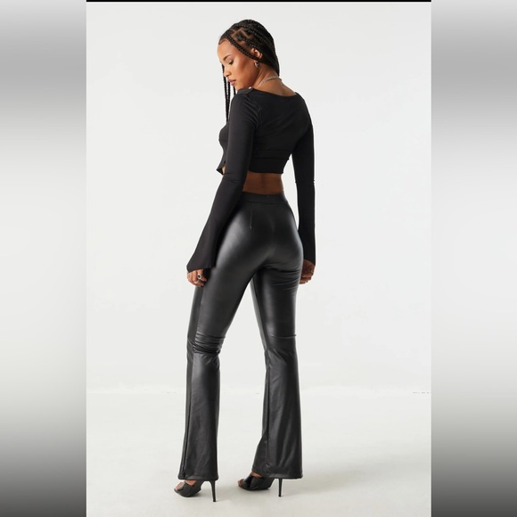 🌸 Wet Seal 🌸 faux leather flare pants - Picture 2 of 11